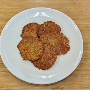 ジャージー仔牛の手焼きせんべい（仮称）
